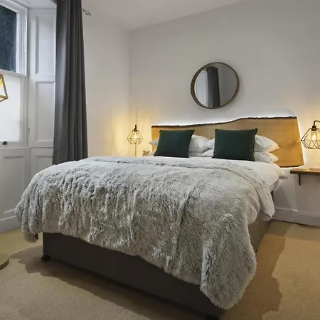 Guest house -
